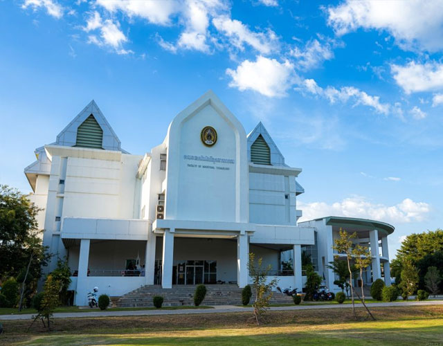 武里南皇家大学